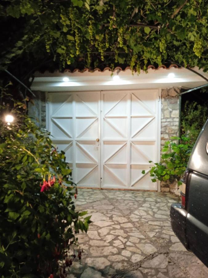 Rosemary House Konuk evi Saranda Dış mekan fotoğraf